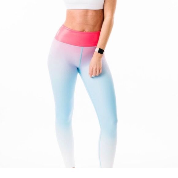 LIKE NEW ZYIA LIGHT N TIGHT FIRECRACKER OMBRÉ LEGGINGS SIZE 6-8 - Picture 1 of 5